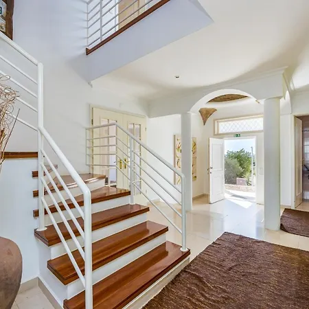 Cecilia 알부페이라